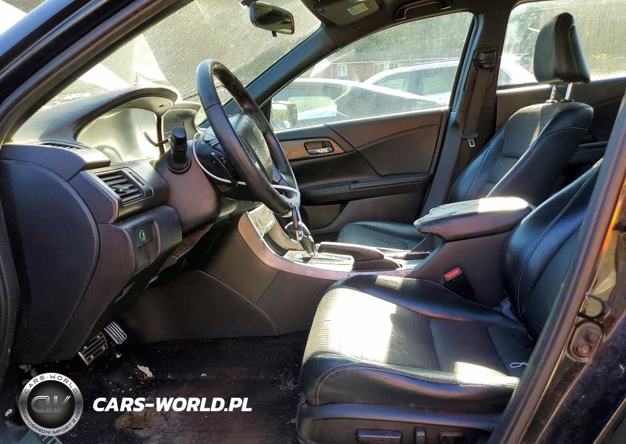 2016 Honda Accord Sport VIN:1HGCR2F51GA113205 - 7
