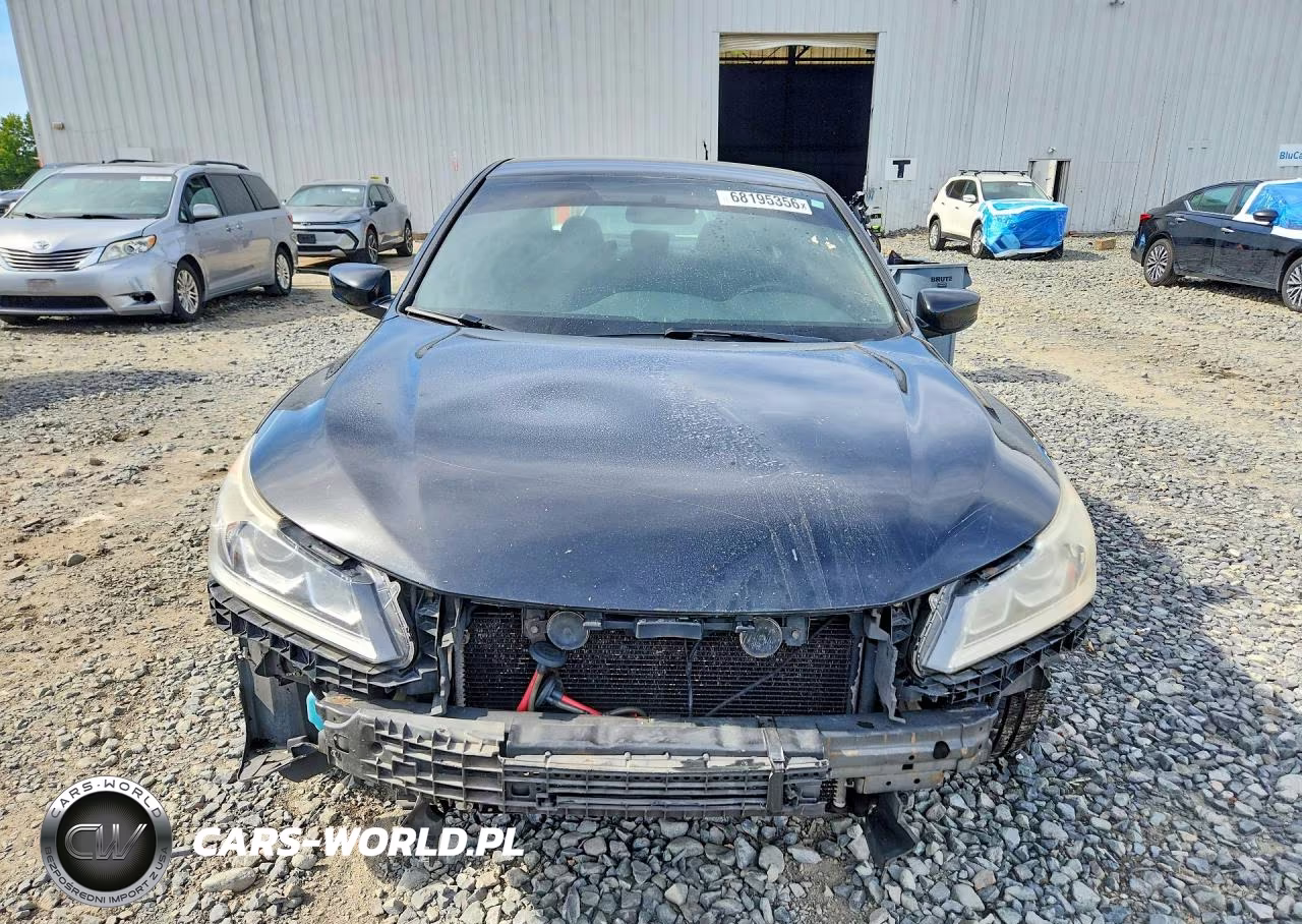 2017 Honda Accord Sport VIN:1HGCR2F50HA079422 - 5