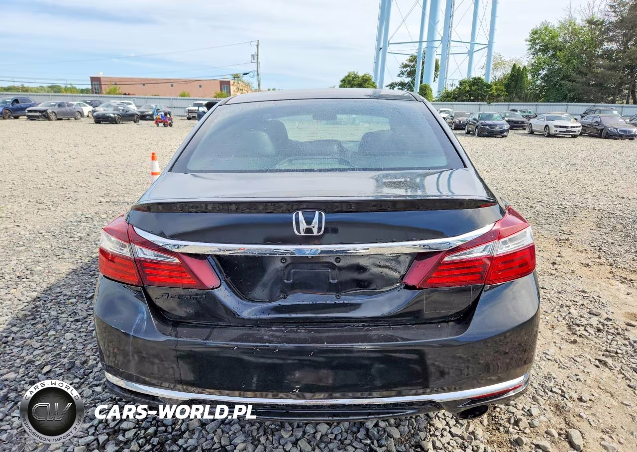 2017 Honda Accord Sport VIN:1HGCR2F50HA079422 - 6