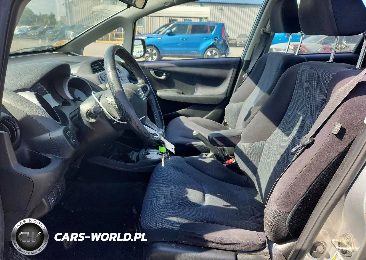 2011 Honda Fit Sport VIN:JHMGE8H59BC003168 - 7