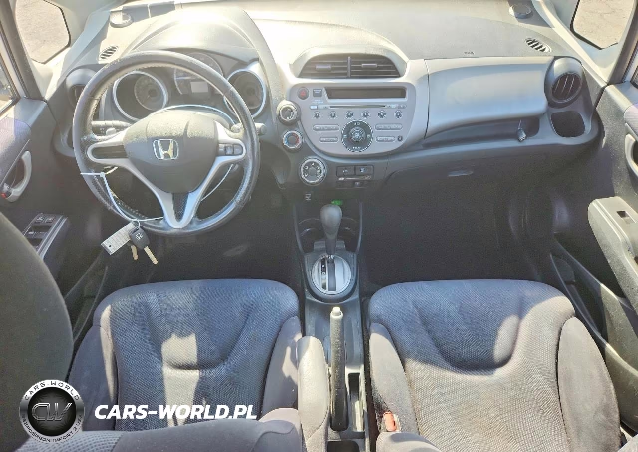 2011 Honda Fit Sport VIN:JHMGE8H59BC003168 - 8