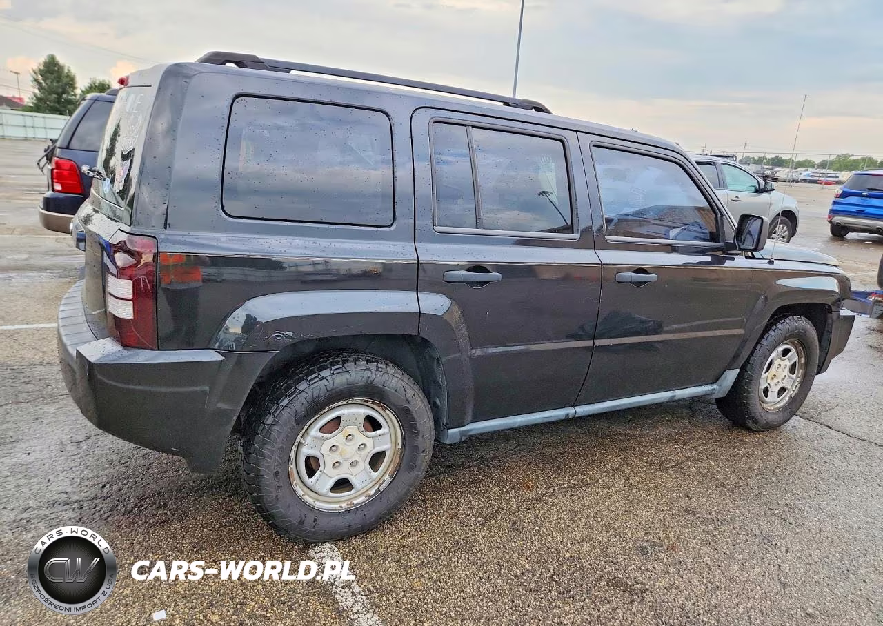 2008 Jeep Patriot Sport VIN:1J8FT280X8D534766 - 3