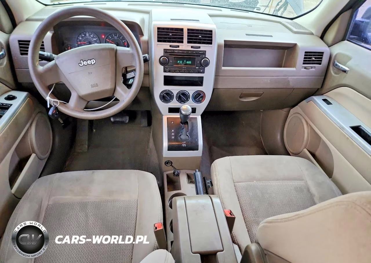 2008 Jeep Patriot Sport VIN:1J8FT280X8D534766 - 8