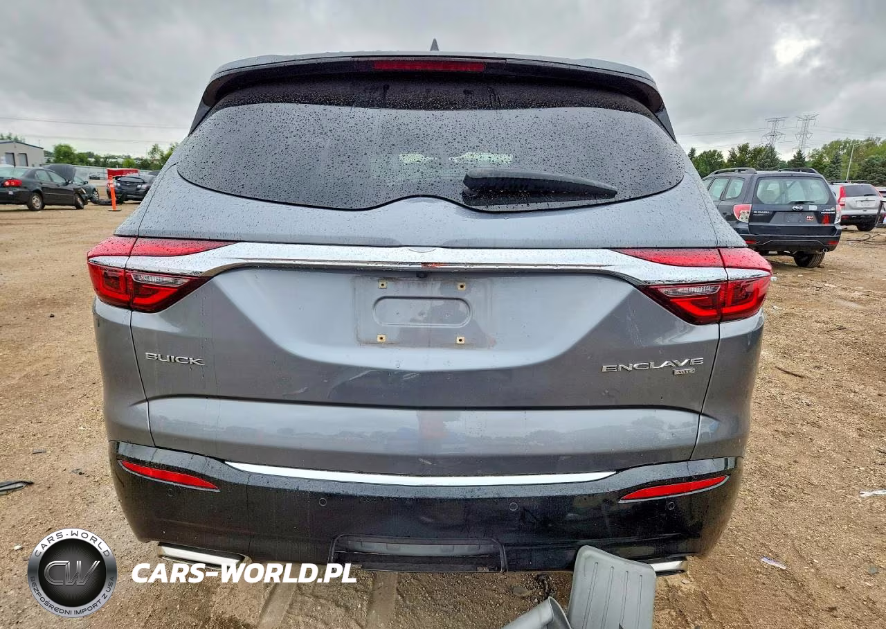 2018 Buick Enclave Essence VIN:5GAEVAKW4JJ205400 - 6