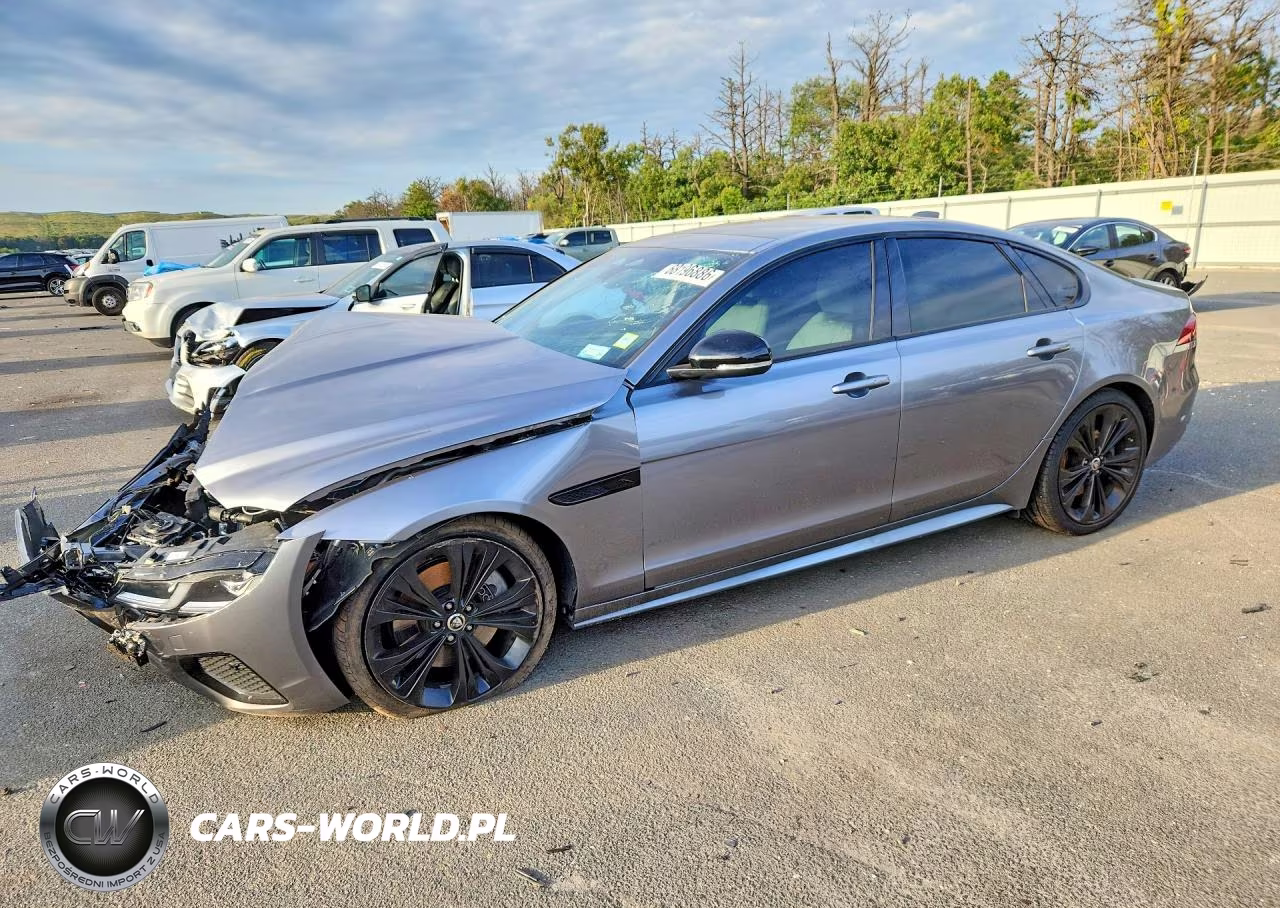2024 Jaguar Xf R-Dynamic Se