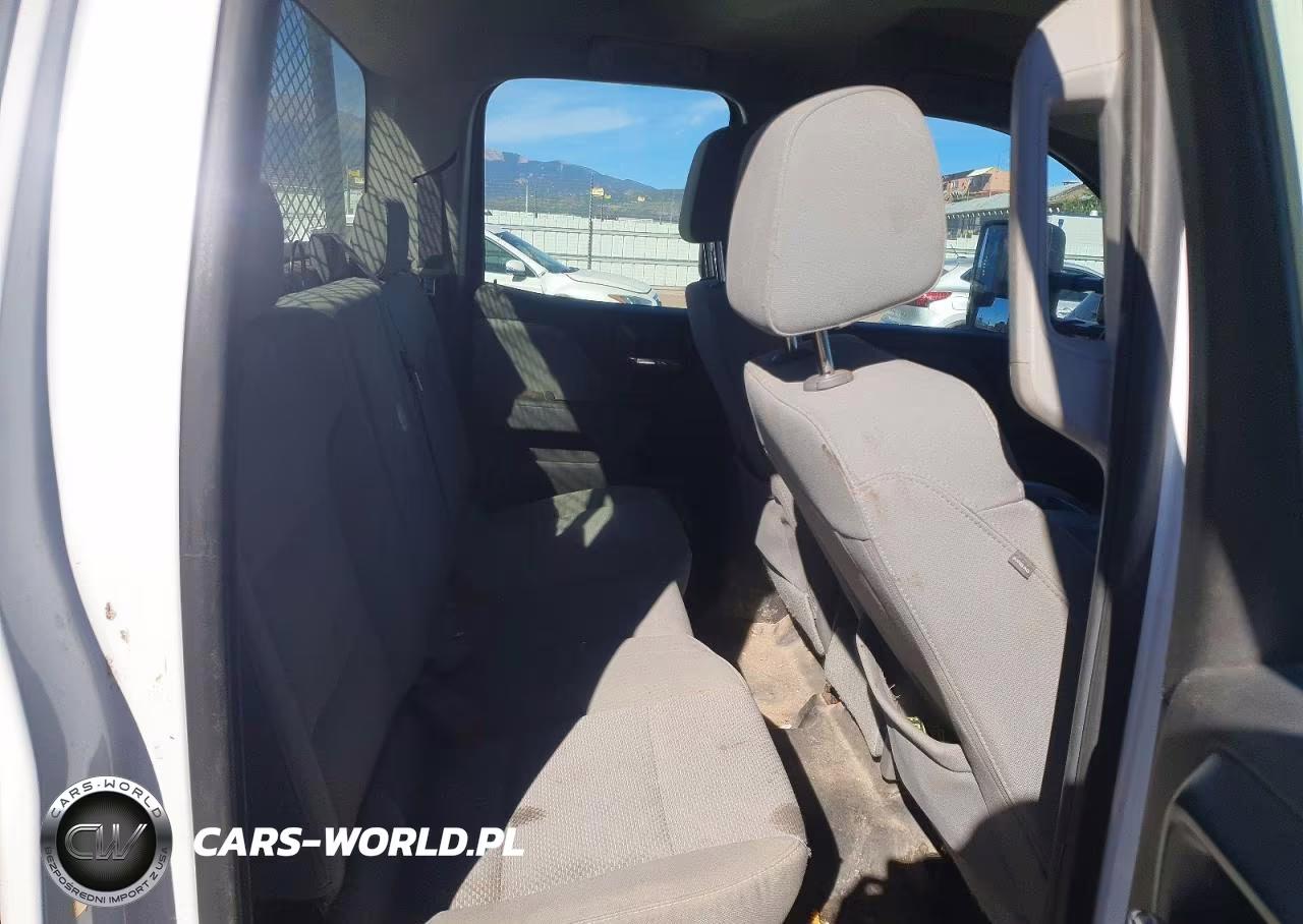 2017 Chevrolet Silverado K2500 Heavy Duty VIN:1GC2KUEG6HZ150024 - 10