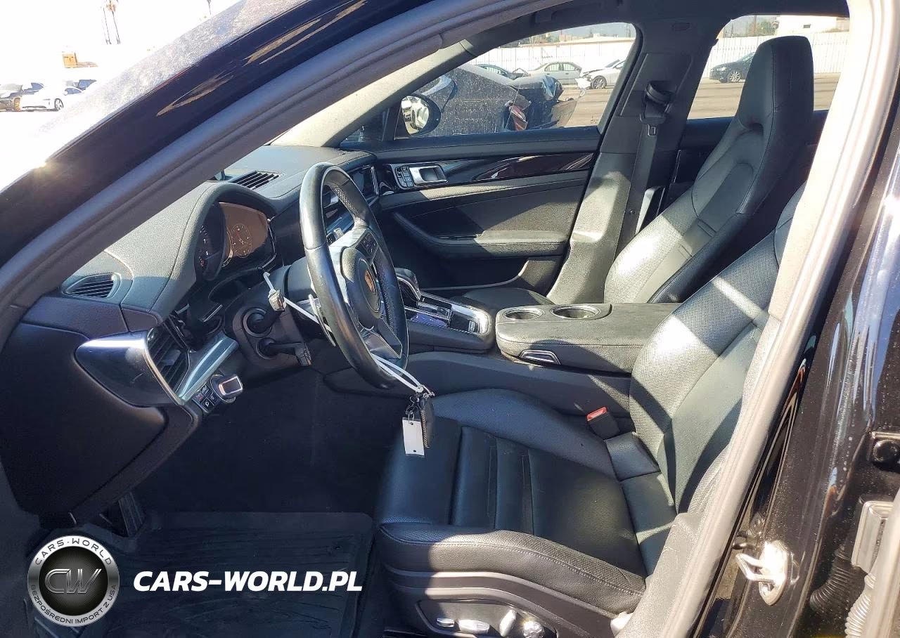 2017 Porsche Panamera 2 VIN:WP0AA2A7XHL101405 - 7