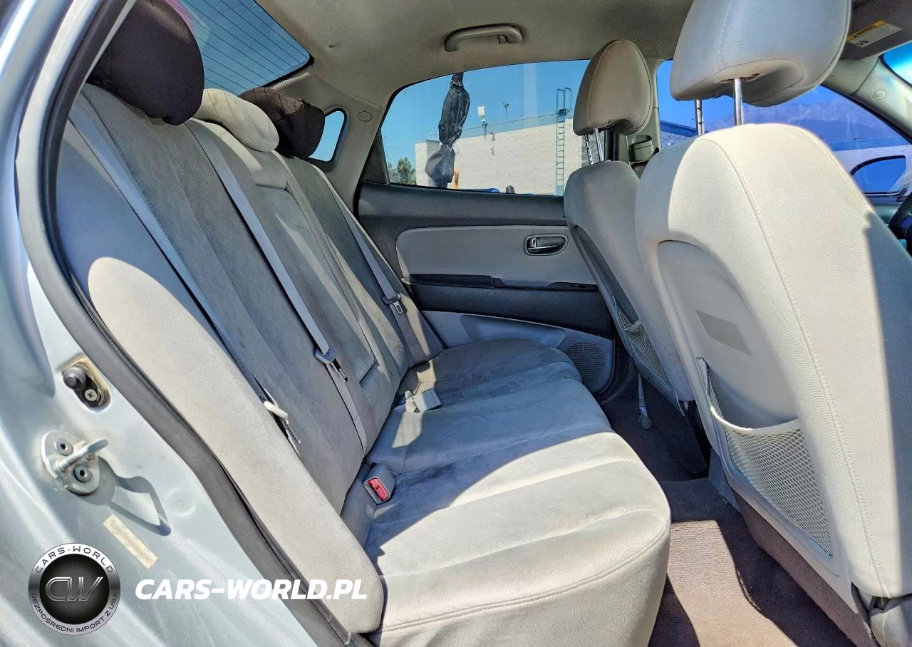2010 Hyundai Elantra Gls VIN:KMHDU4AD7AU993467 - 10