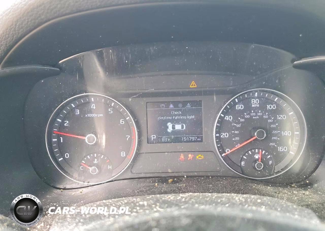 2019 Kia Forte Lxs VIN:3KPF24AD4KE060127 - 9