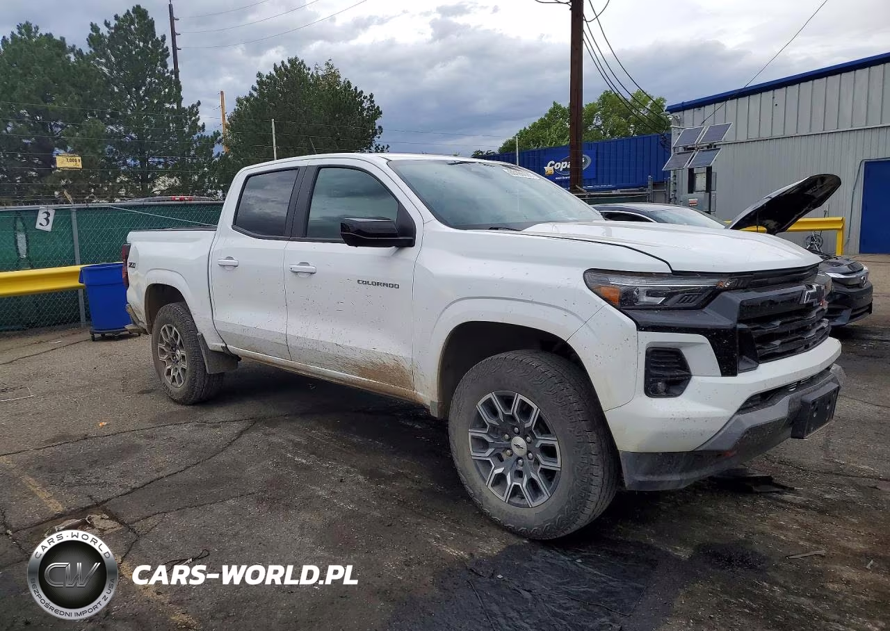 2024 Chevrolet Colorado Z71 VIN:1GCPTDEK0R1151757 - 4