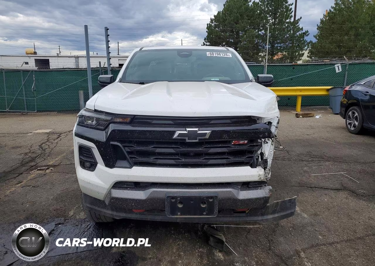 2024 Chevrolet Colorado Z71 VIN:1GCPTDEK0R1151757 - 5