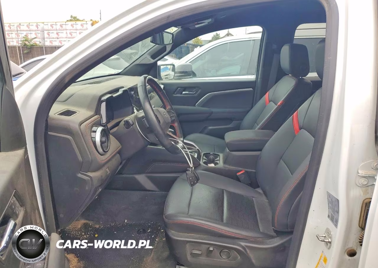 2024 Chevrolet Colorado Z71 VIN:1GCPTDEK0R1151757 - 7