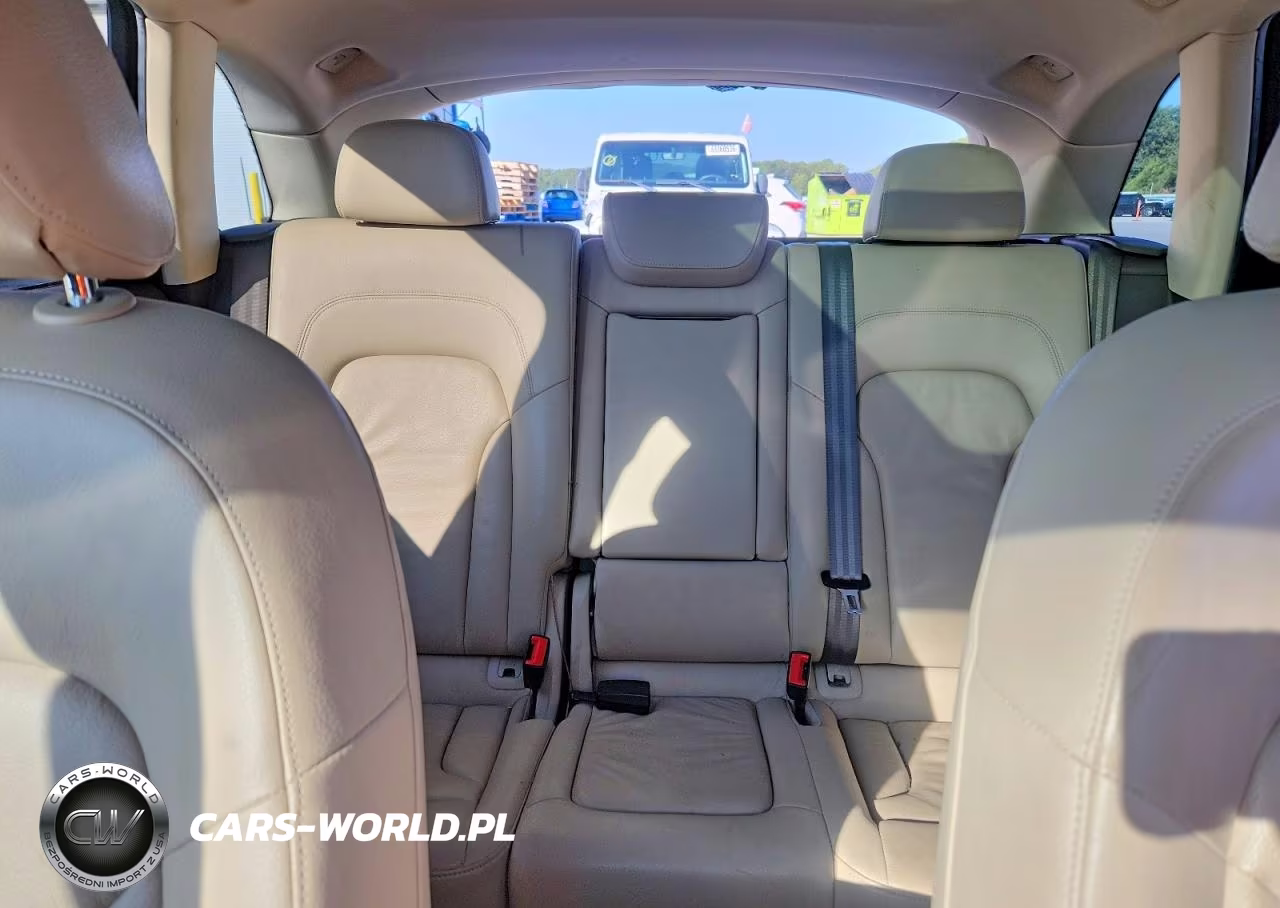 2014 Audi Q5 Premium Plus VIN:WA1LFAFP8EA025469 - 10