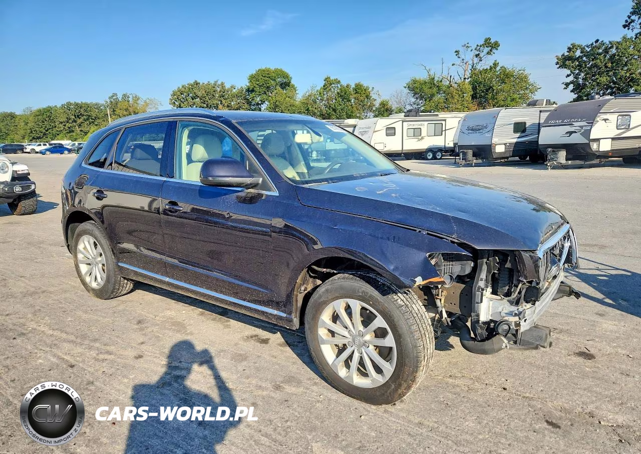 2014 Audi Q5 Premium Plus VIN:WA1LFAFP8EA025469 - 4