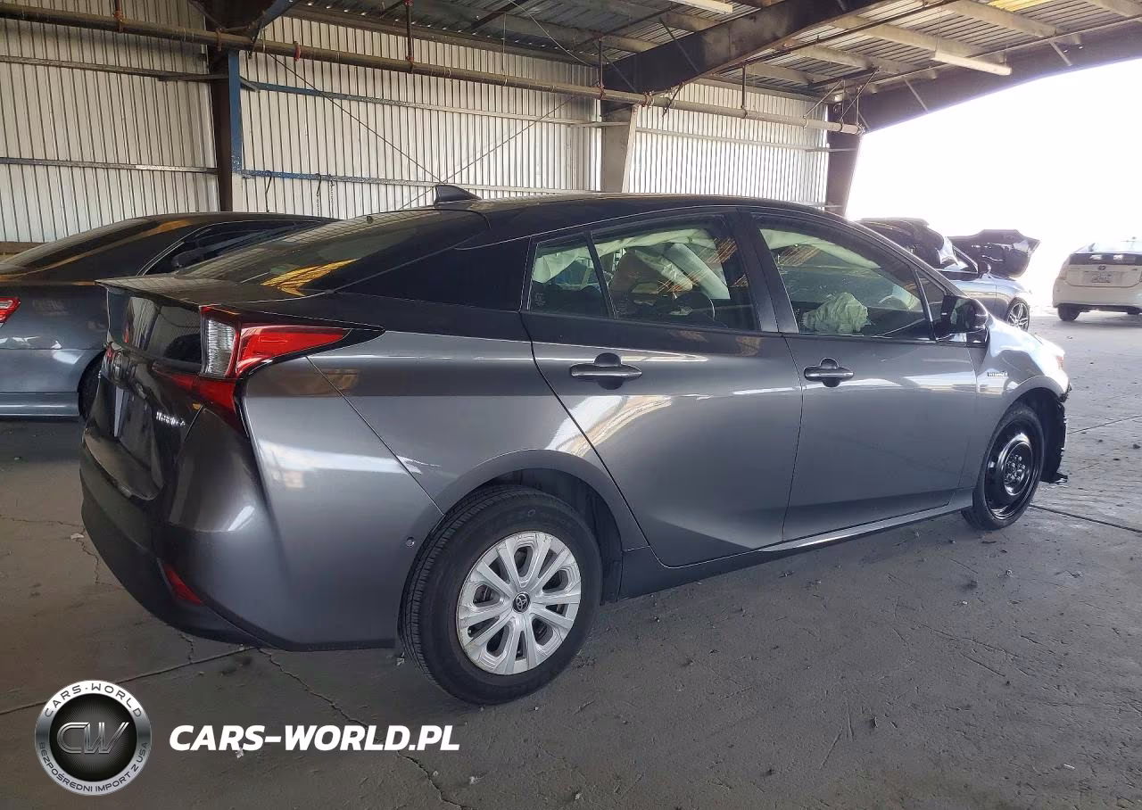 2019 Toyota Prius Le VIN:JTDKARFU8K3087006 - 3