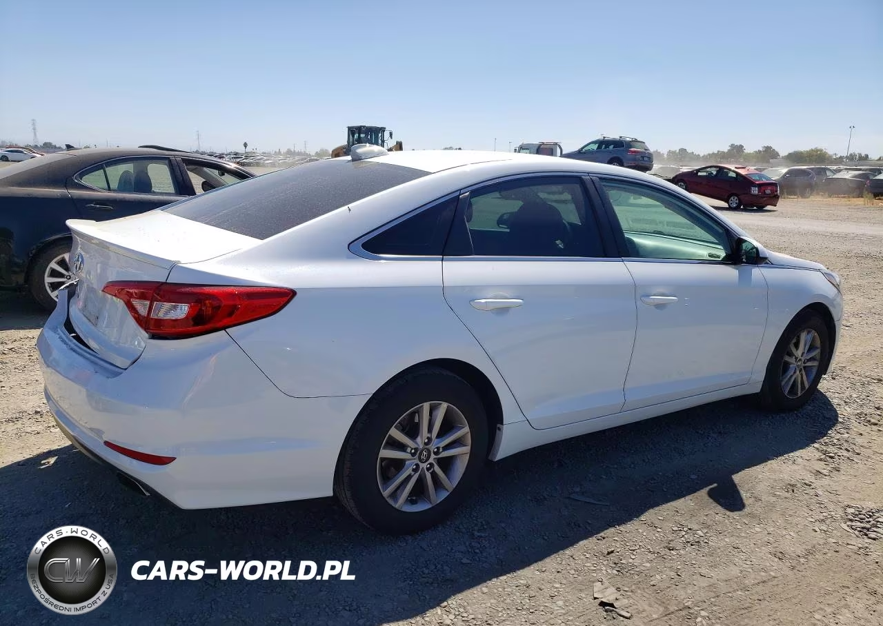 2016 Hyundai Sonata Se VIN:5NPE24AF4GH286345 - 3