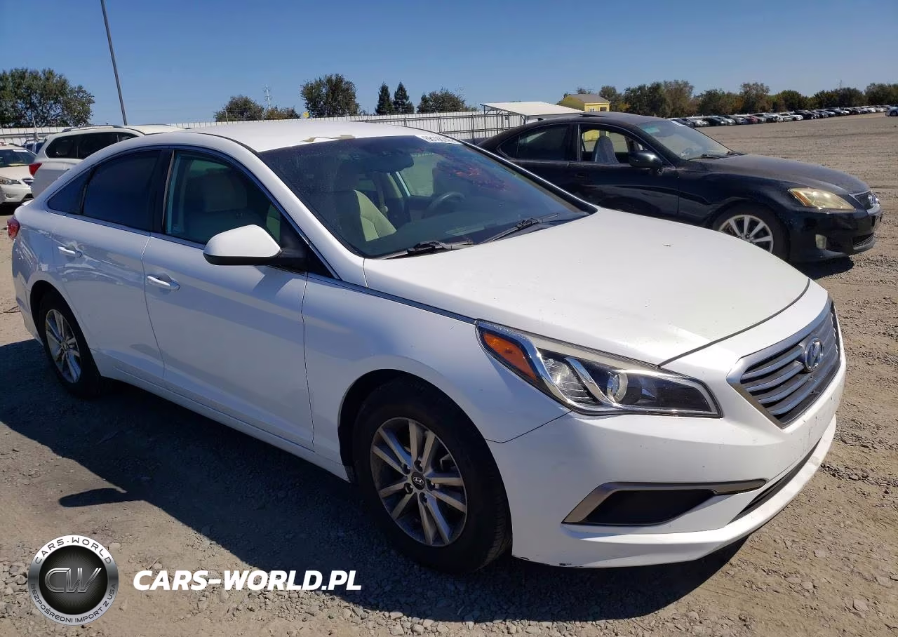 2016 Hyundai Sonata Se VIN:5NPE24AF4GH286345 - 4