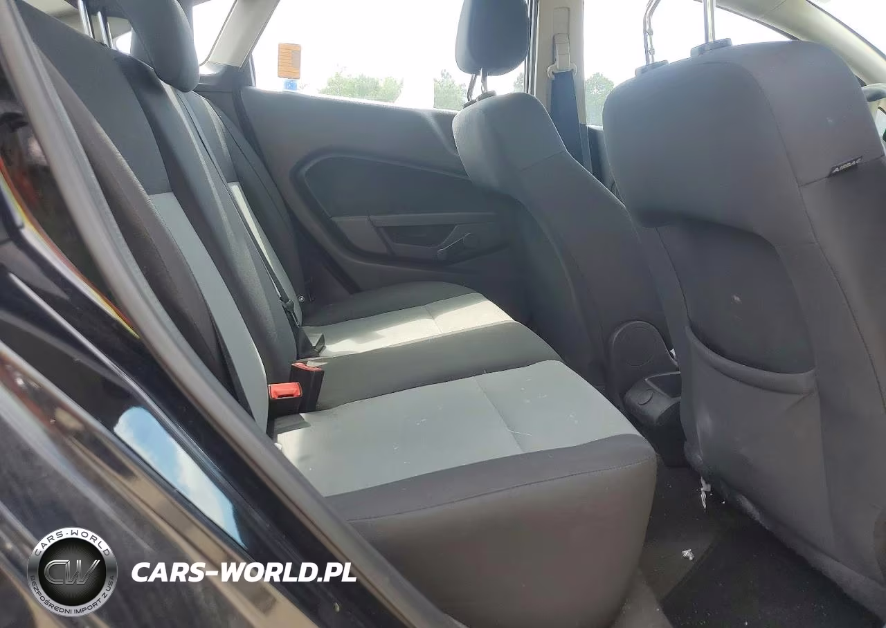 2018 Ford Fiesta S VIN:3FADP4AJ7JM124752 - 10