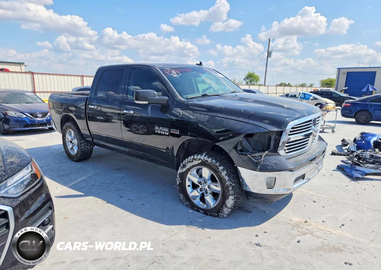 2017 Ram 1500 Slt VIN:3C6RR6LT5HG520957 - 4