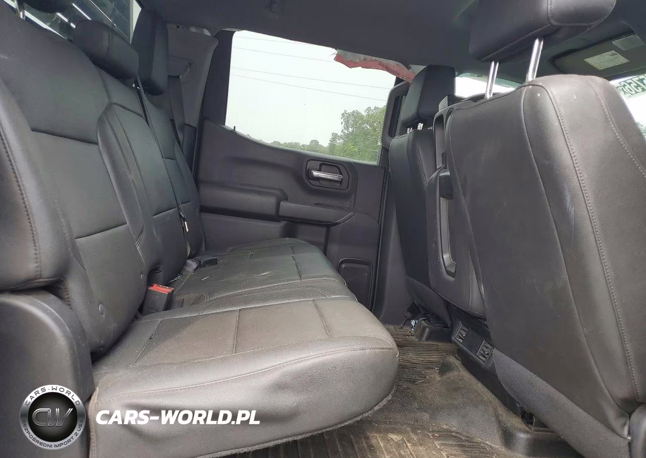 2023 Chevrolet Silverado K1500 VIN:3GCPDAEK9PG107329 - 10