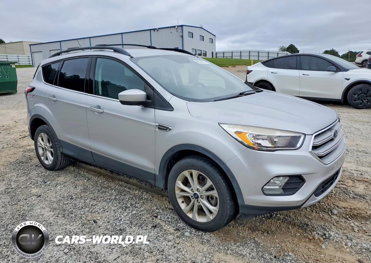 2018 Ford Escape Se VIN:1FMCU9GD5JUD06308 - 4