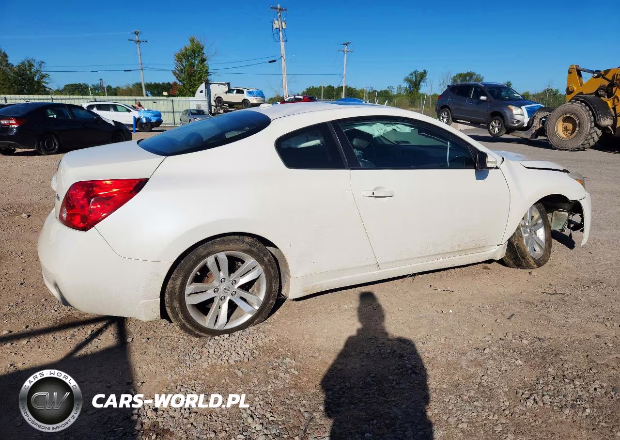 2010 Nissan Altima 2.5 S VIN:1N4AL2EP3AC180304 - 3