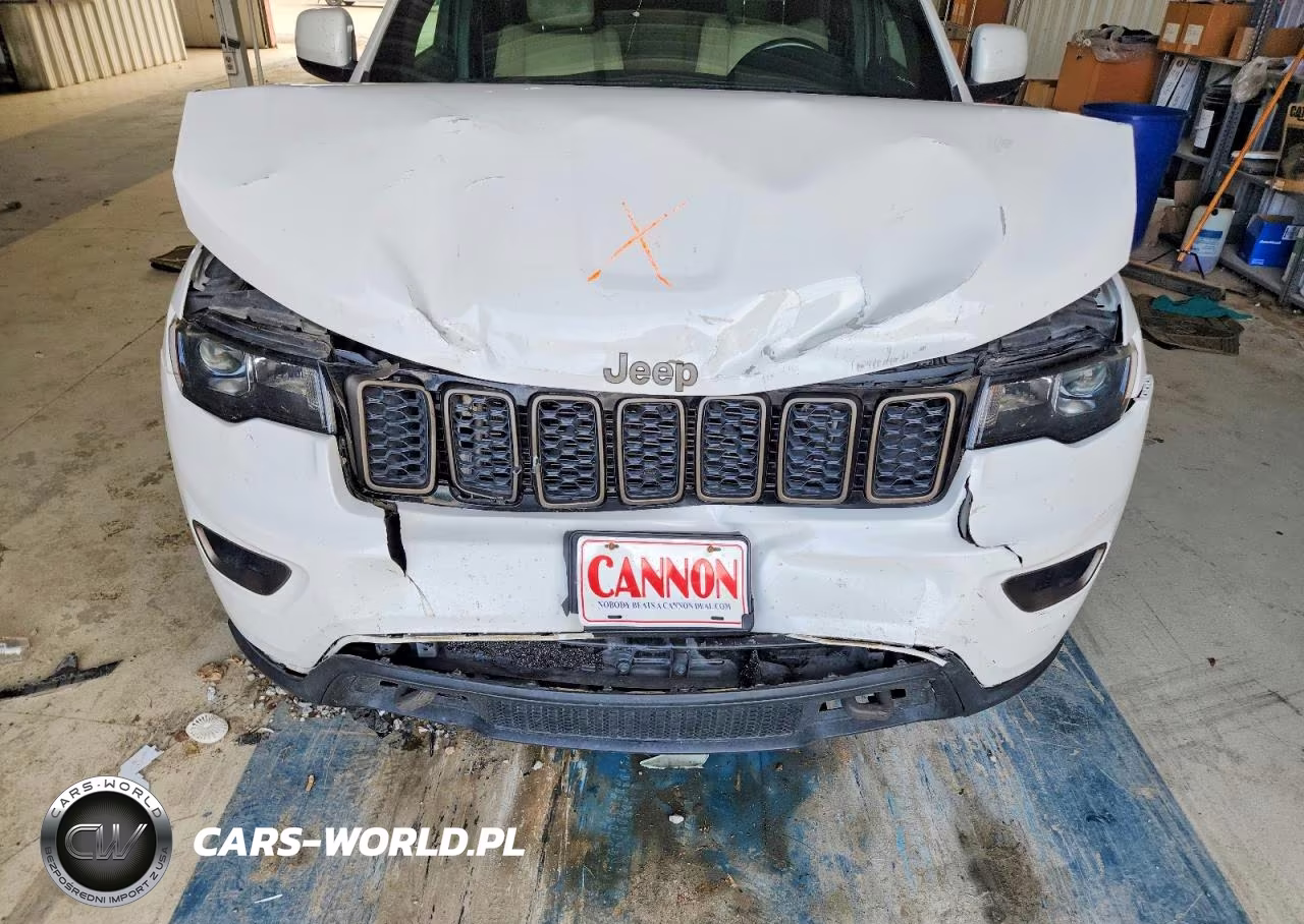 2016 Jeep Grand Cherokee Laredo VIN:1C4RJEAG8GC482688 - 11