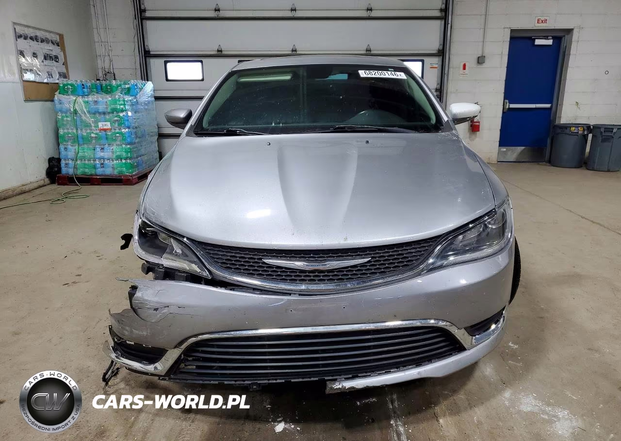 2015 Chrysler 200 Limited VIN:1C3CCCABXFN637144 - 5