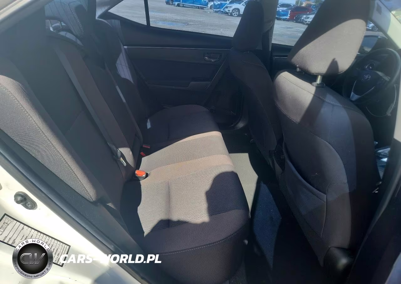 2019 Toyota Corolla Le VIN:2T1BURHE1KC169292 - 10