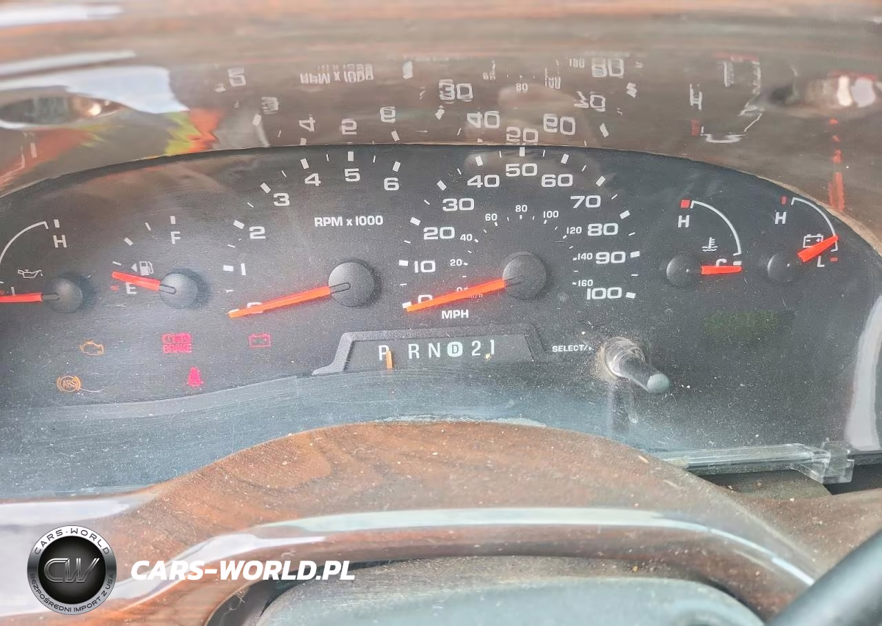 2005 Ford Econoline E150 Van VIN:1FDRE14L75HA09379 - 9