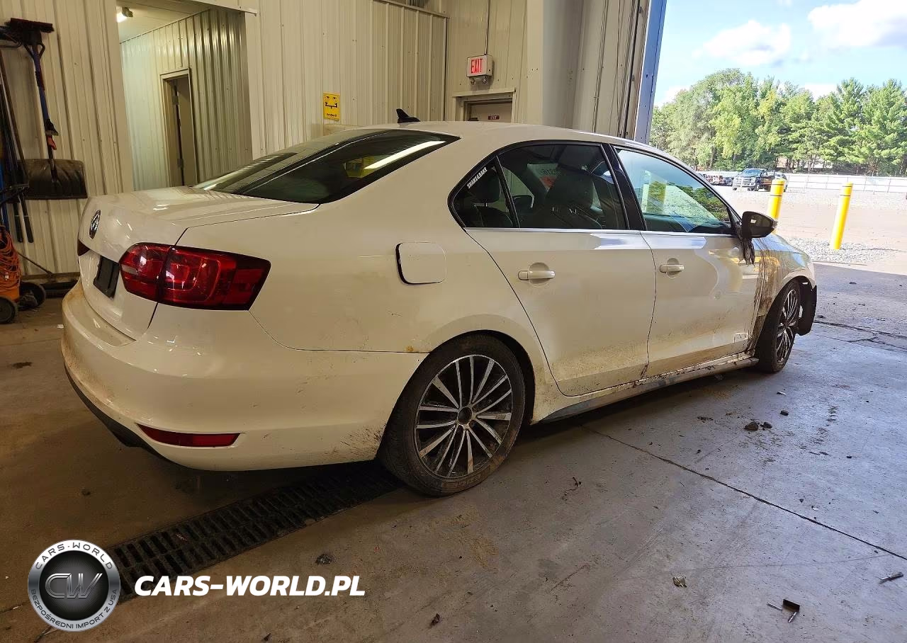 2013 Volkswagen Jetta Gli VIN:3VW4A7AJ7DM420868 - 3