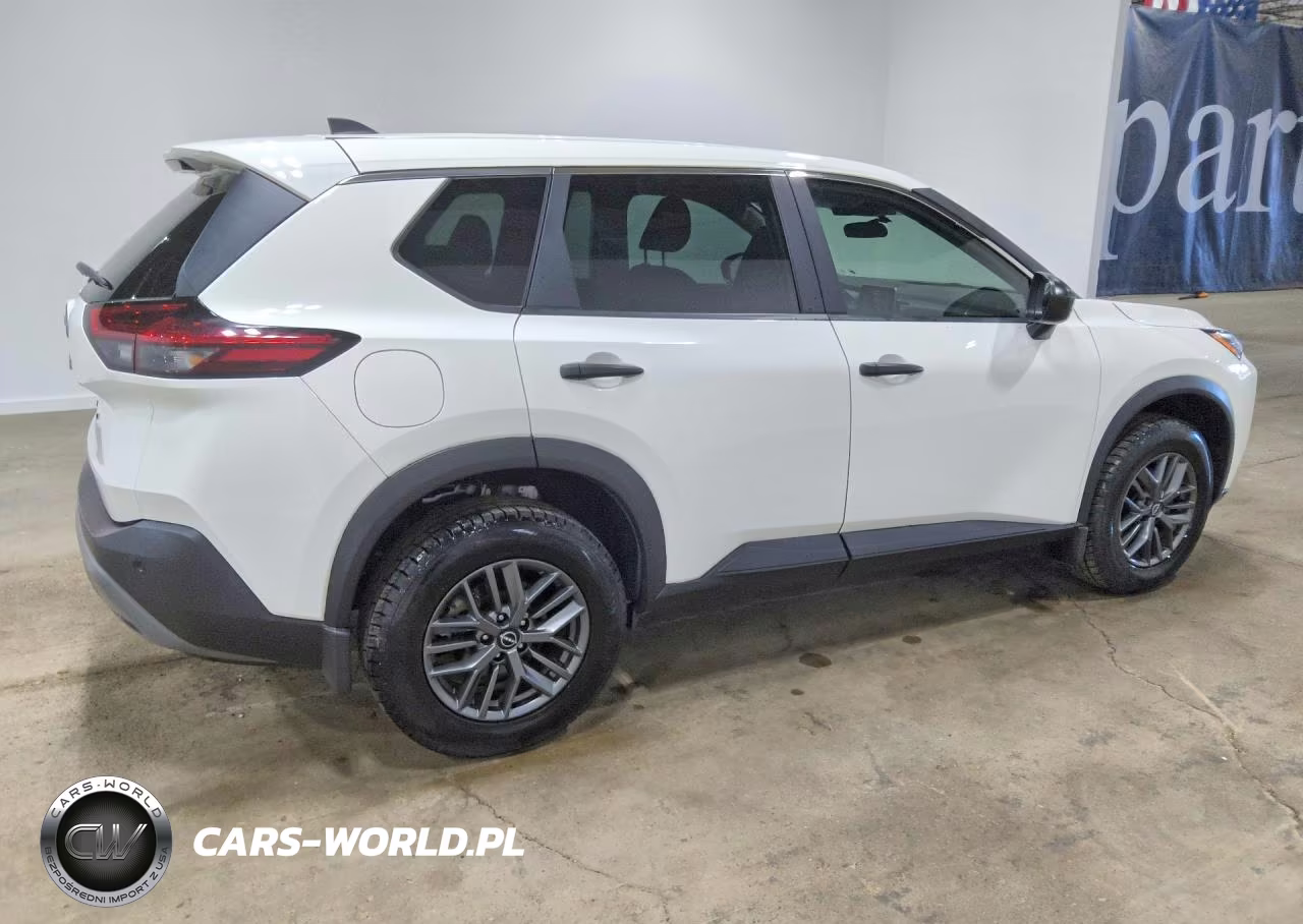 2023 Nissan Rogue S VIN:5N1BT3AA3PC780413 - 3