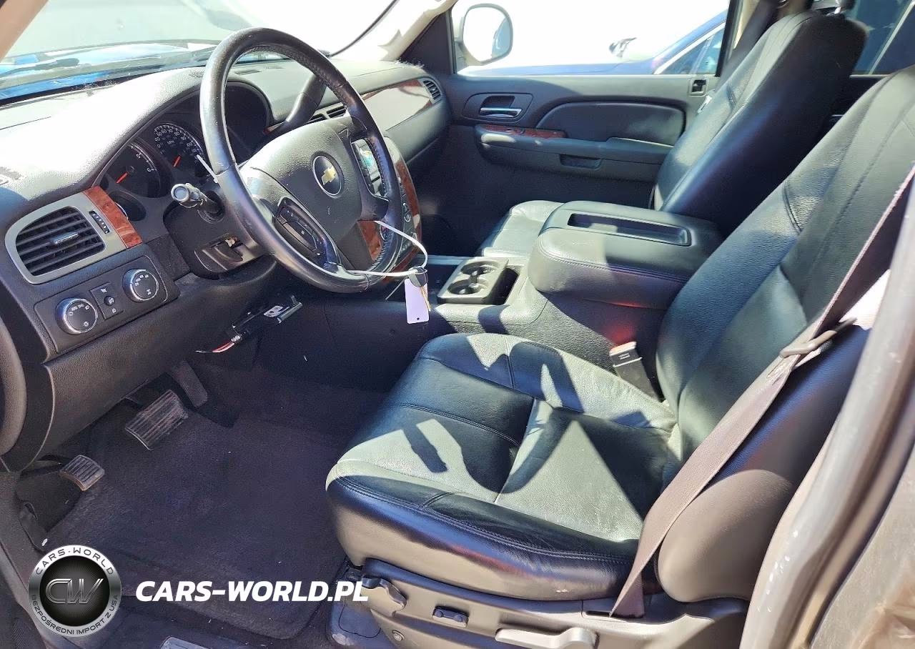 2008 Chevrolet Tahoe K1500 VIN:1GNFK13088R112274 - 7