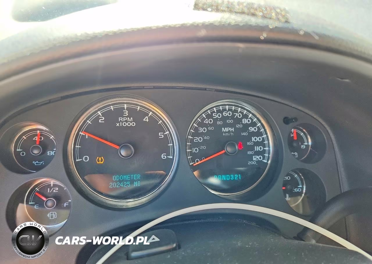 2008 Chevrolet Tahoe K1500 VIN:1GNFK13088R112274 - 9
