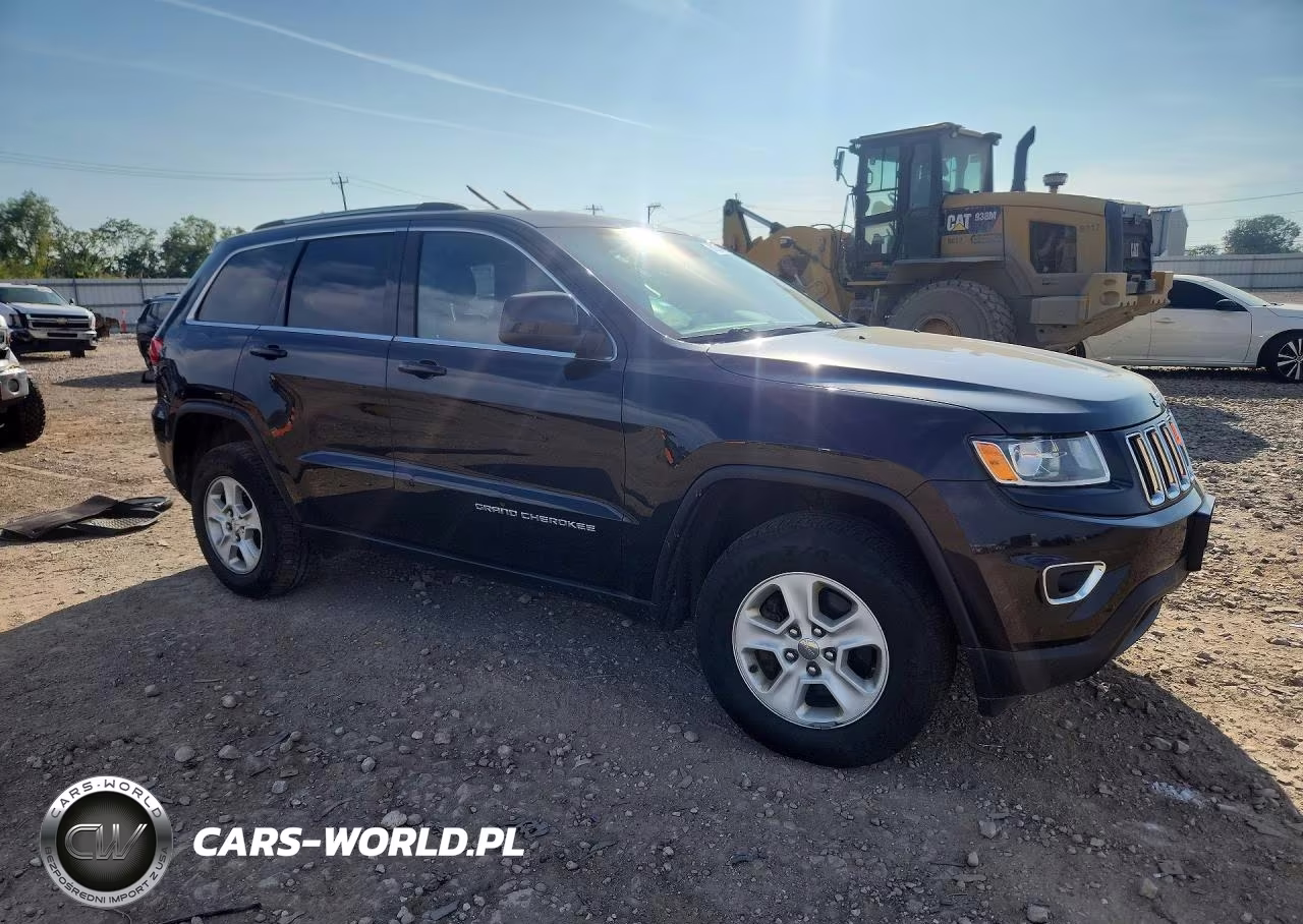 2015 Jeep Grand Cherokee VIN:1C4RJFAG7FC156630 - 4