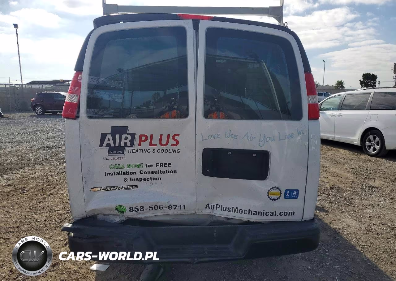 2021 Chevrolet Express G2500 VIN:1GCWGBFP5M1206727 - 10