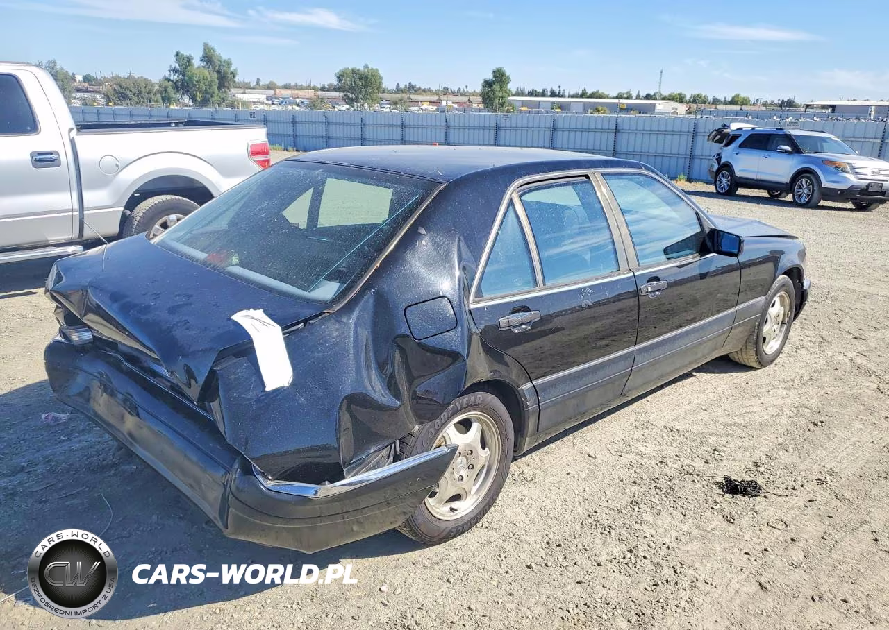 1999 Mercedes-Benz S 320W VIN:WDBGA32GXXA424442 - 3