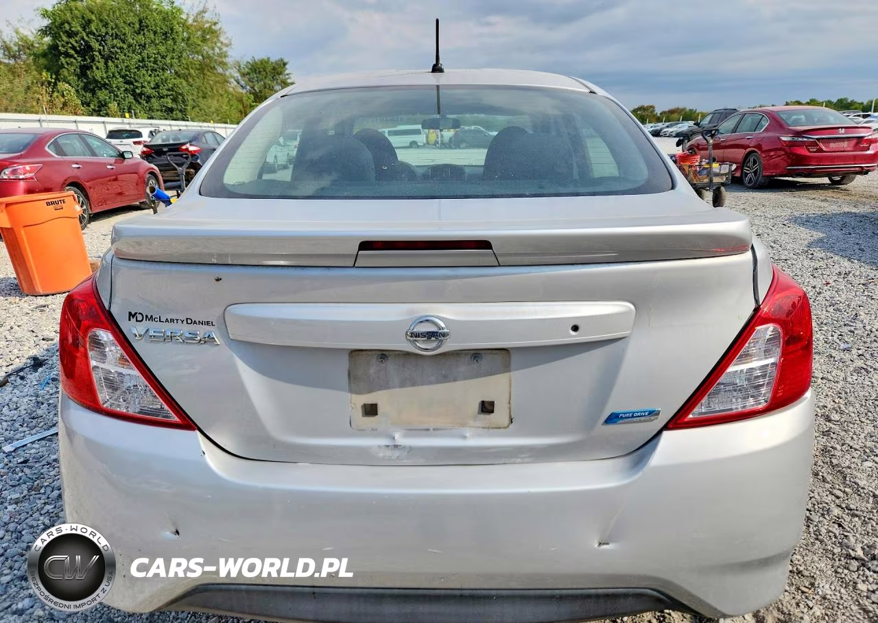 2016 Nissan Versa 1.6 S Plus VIN:3N1CN7AP6GL885419 - 6