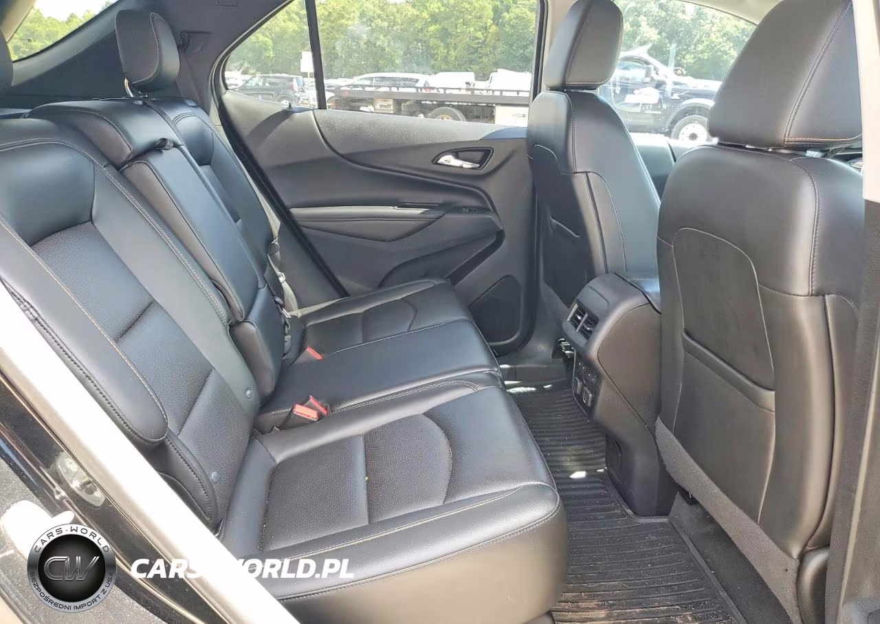 2018 Chevrolet Equinox Premier VIN:2GNAXVEV1J6321692 - 11