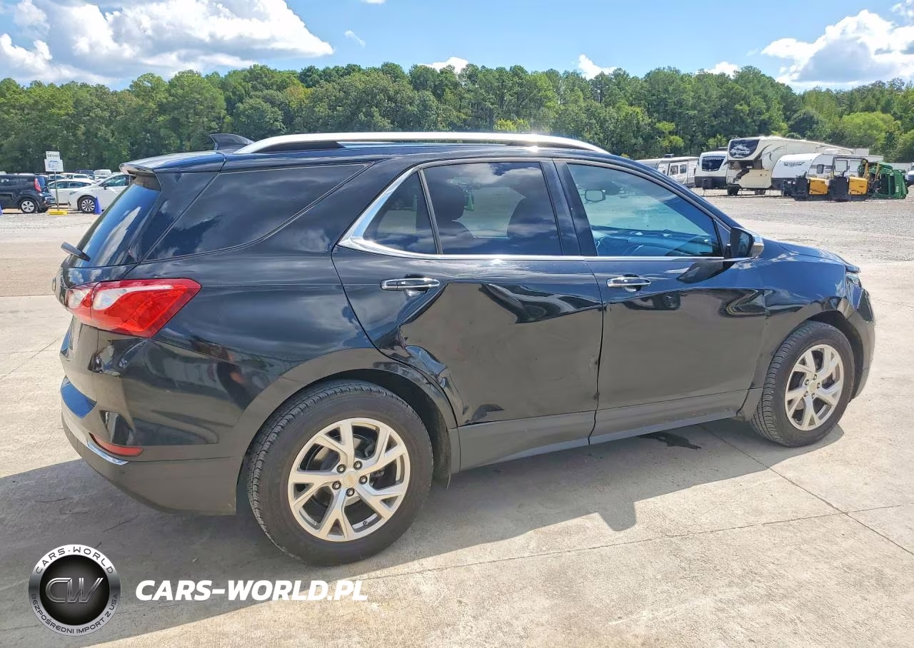 2018 Chevrolet Equinox Premier VIN:2GNAXVEV1J6321692 - 3