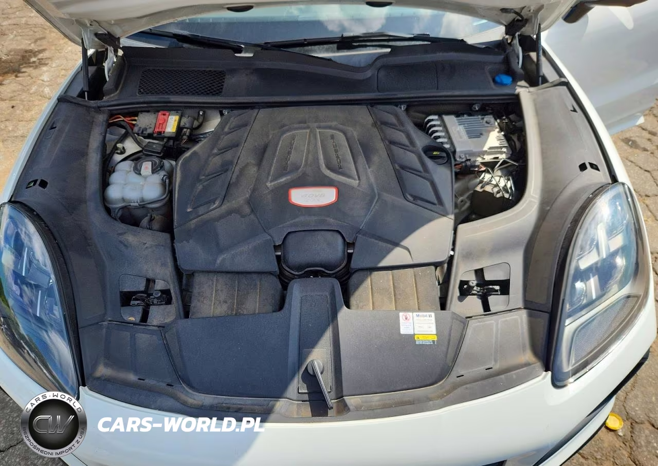 2022 Porsche Cayenne Gts VIN:WP1AG2AY5NDA38659 - 11