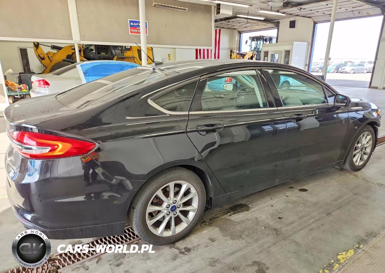 2017 Ford Fusion Se VIN:3FA6P0HD8HR244851 - 3