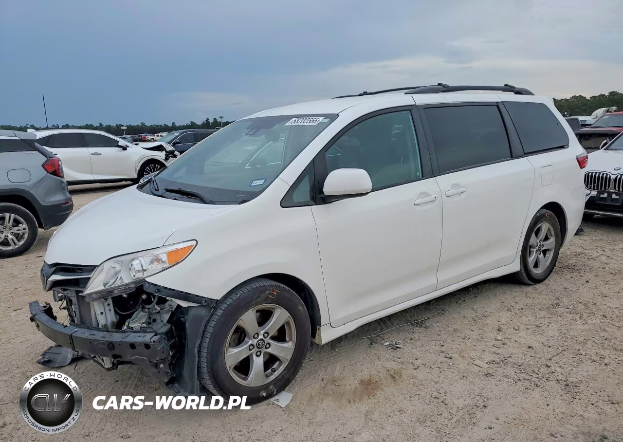 2020 Toyota Sienna Le