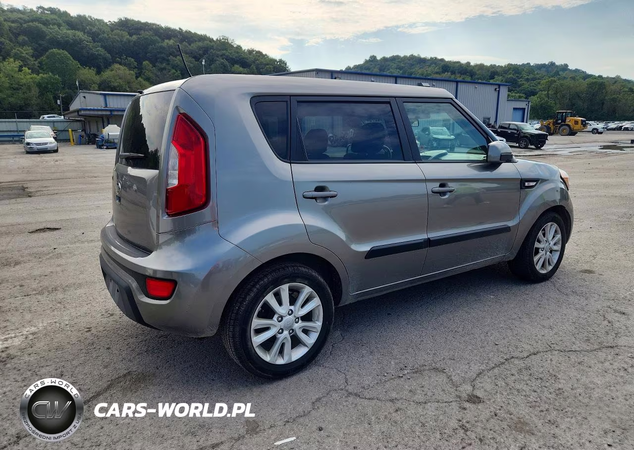 2013 Kia Soul Base VIN:KNDJT2A50D7634228 - 3