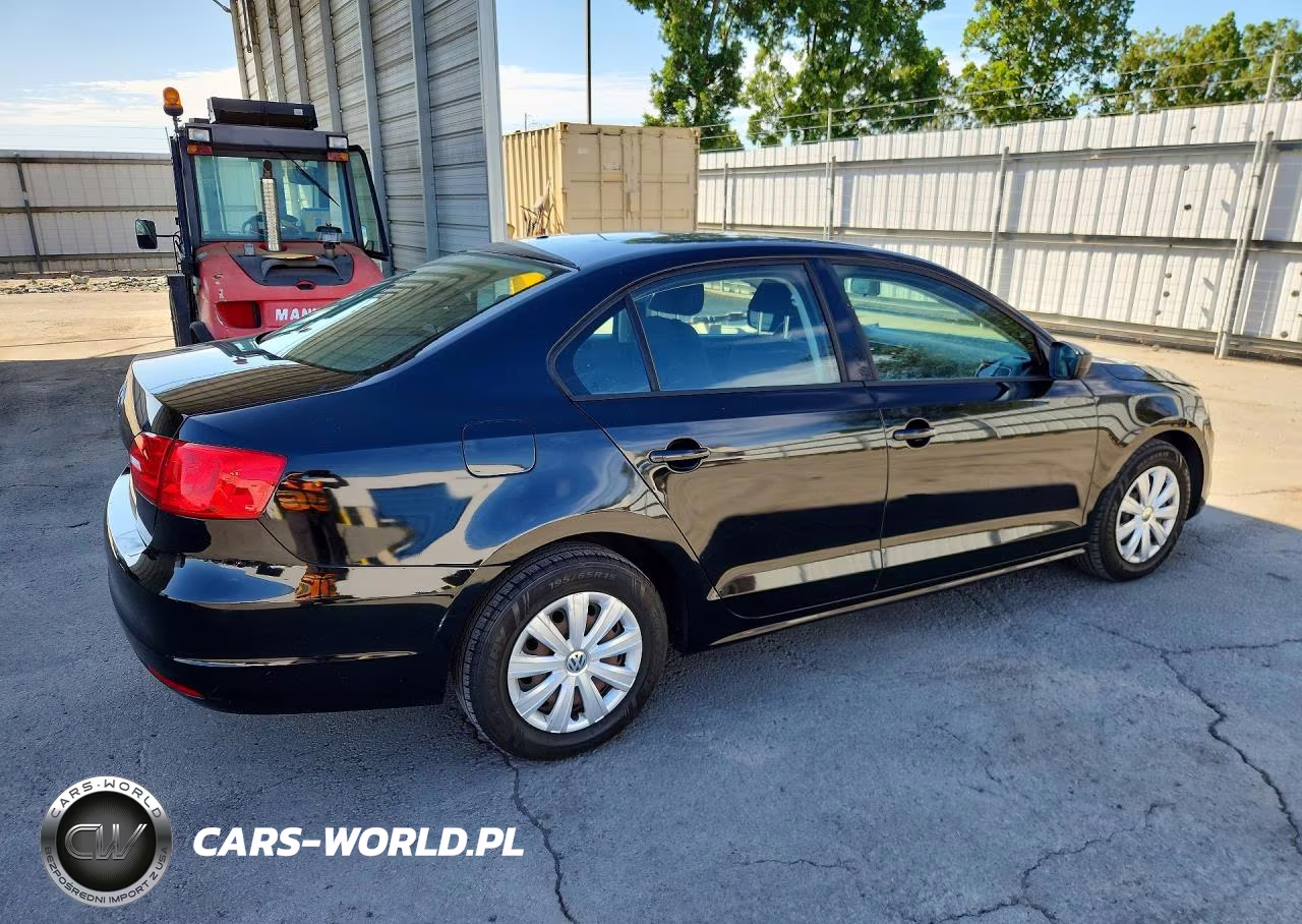 2012 Volkswagen Jetta Base VIN:3VW2K7AJ4CM365413 - 3