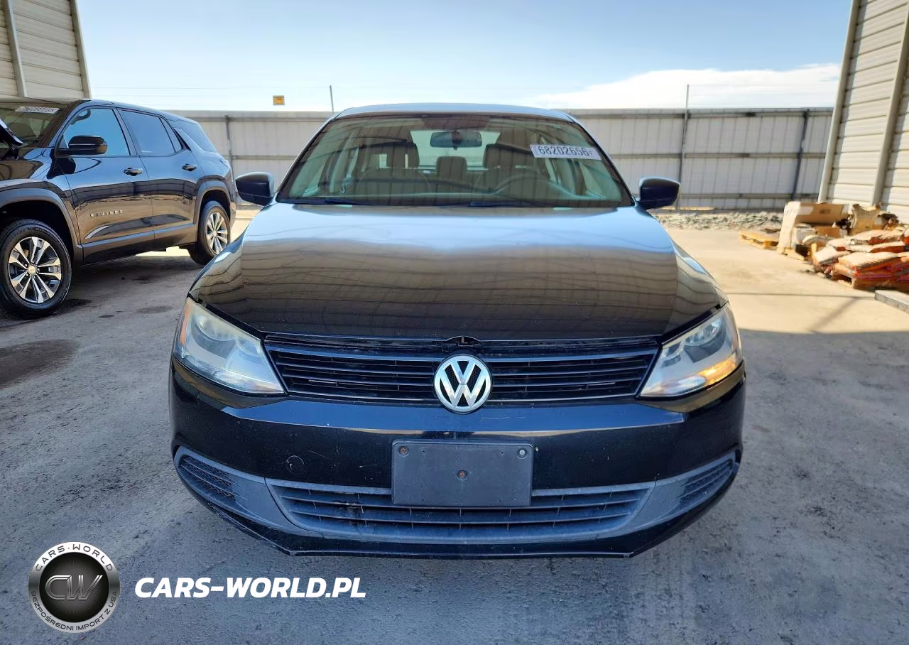2012 Volkswagen Jetta Base VIN:3VW2K7AJ4CM365413 - 5