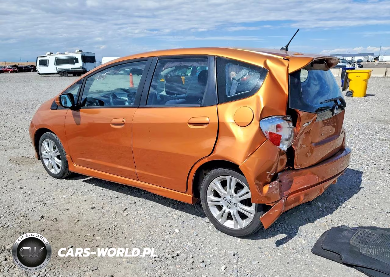2011 Honda Fit Sport VIN:JHMGE8H64BS010012 - 2