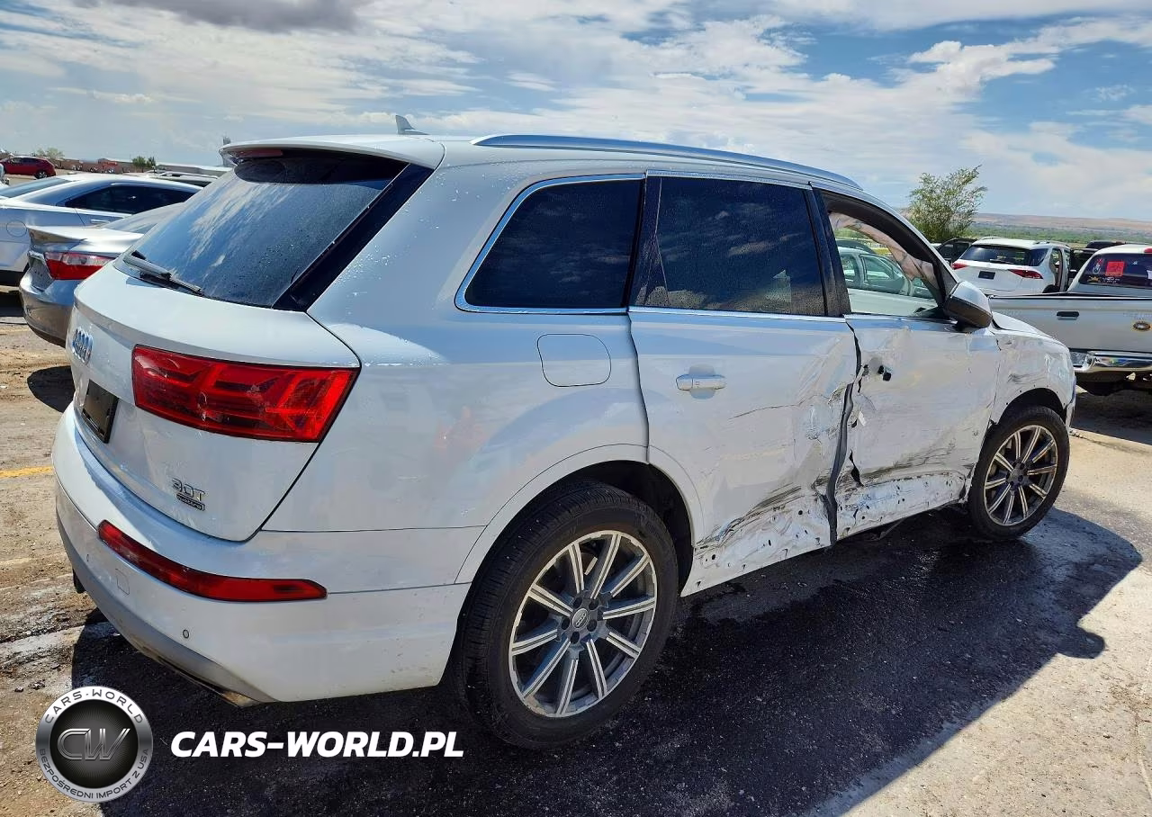 2017 Audi Q7 Premium Plus VIN:WA1LAAF79HD004311 - 3