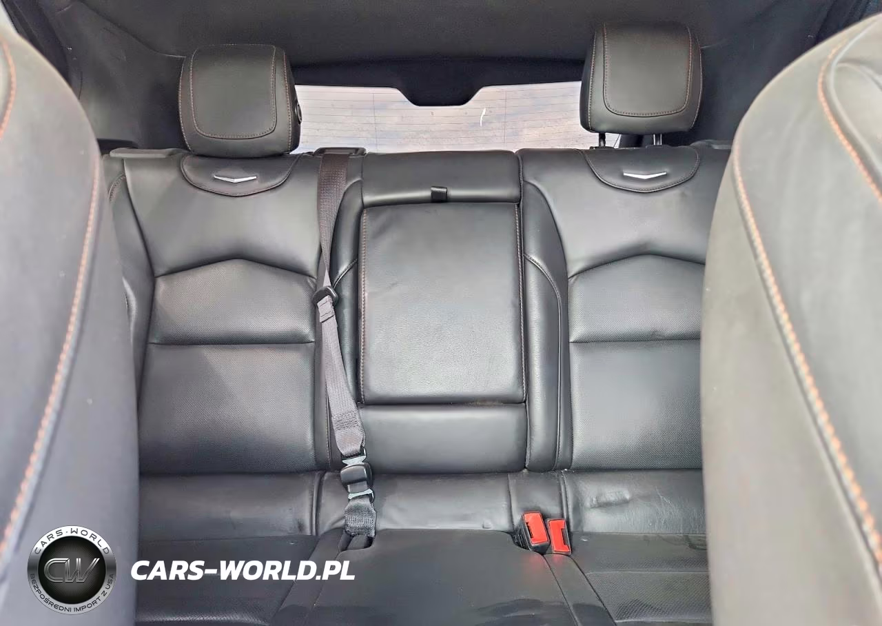 2019 Cadillac Xt4 Sport VIN:1GYFZFR48KF100656 - 10