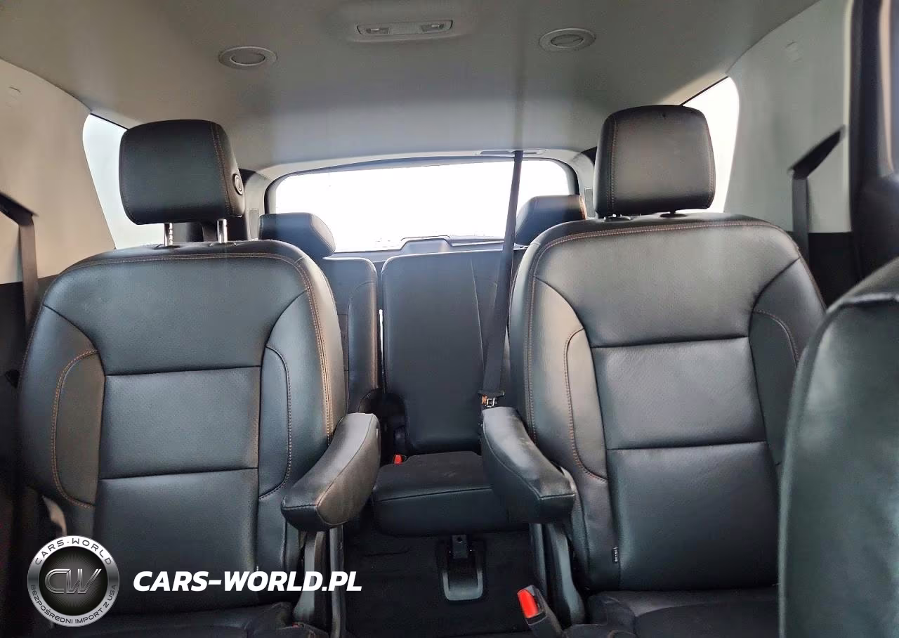 2018 Chevrolet Traverse Lt VIN:1GNERGKW9JJ255562 - 10